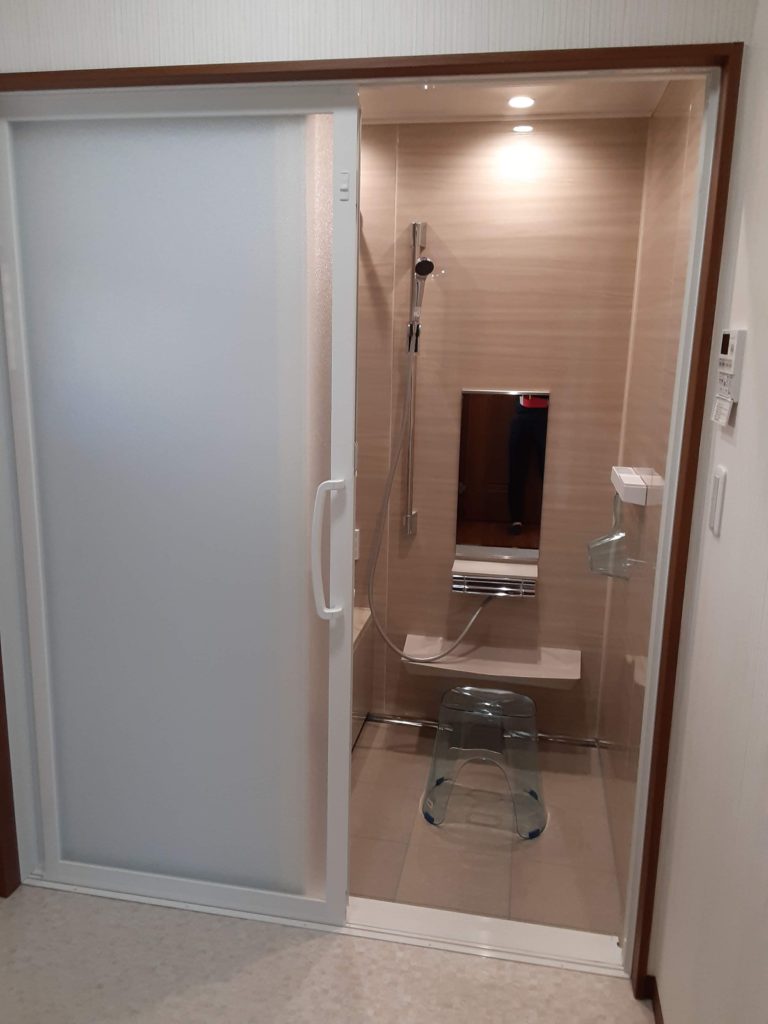 お風呂はユニットバスにしたことにより断熱性の高い、お掃除のしやすい浴室になりました。